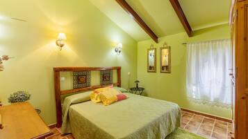 1 dormitorio y ropa de cama