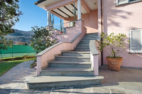 Property grounds. Villa 'Lucia' with Mountain Views, Private Terrace and Wi-Fi