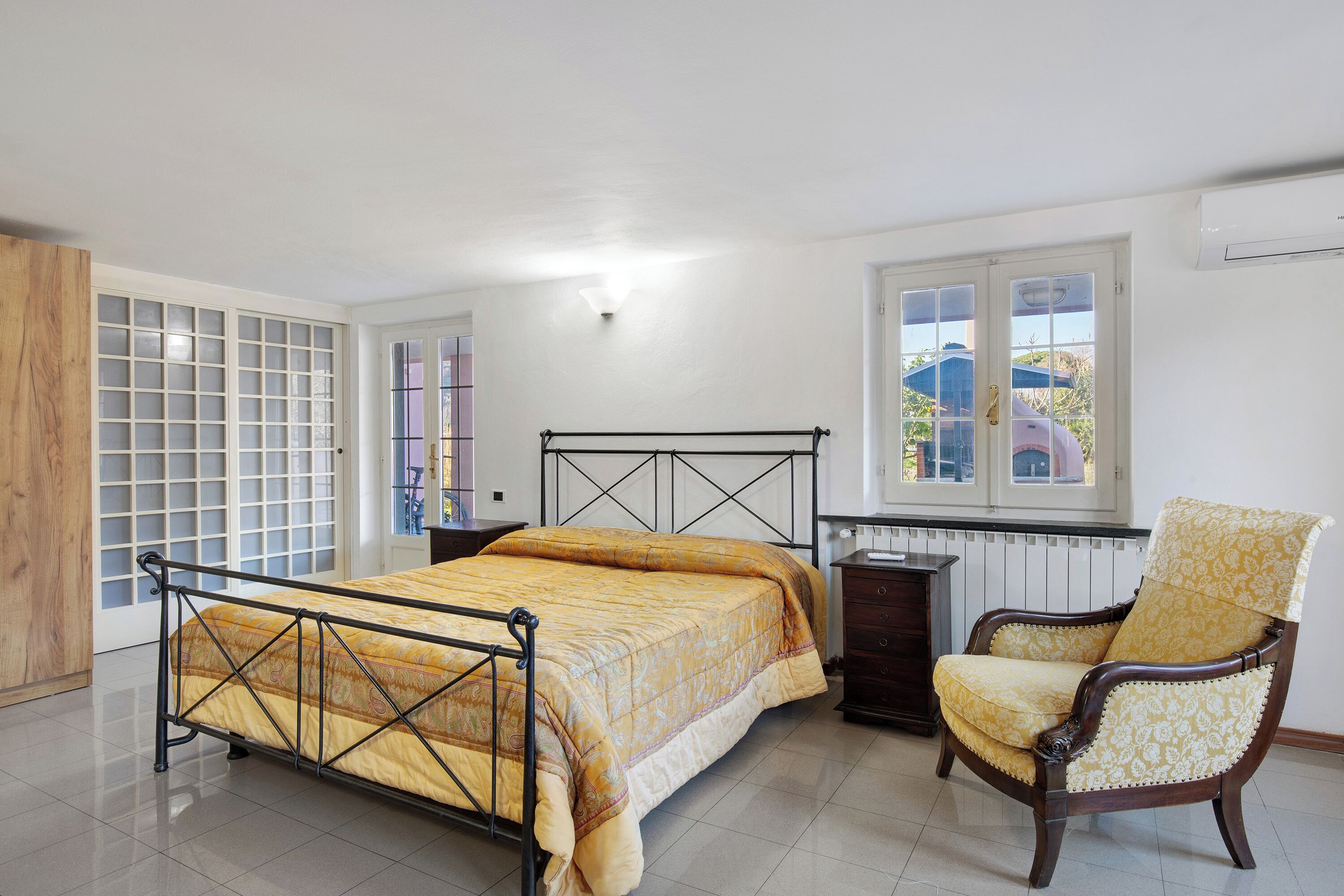 6 chambres, fer et planche à repasser, Wi-Fi gratuit, draps fournis