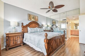 2 Schlafzimmer, Schreibtisch, Bügeleisen/Bügelbrett, kostenloses WLAN
