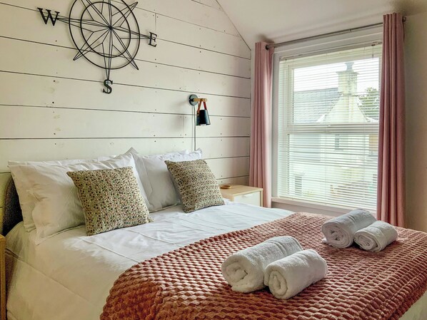 2 Schlafzimmer, kostenloses WLAN, Bettwäsche