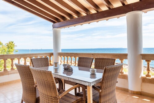 Apartment 'Vistamar Sa Rapita' with Sea View, Wi-Fi and Air Conditioning