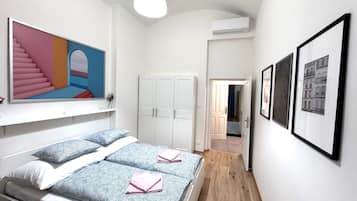 2 habitaciones, espacio para trabajar con laptop y wifi gratis