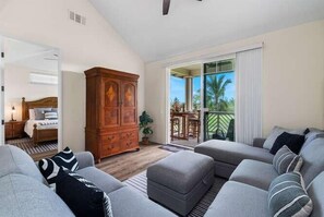 Villa, Multiple Beds (Fairway Villas Waikoloa G31) | Living area