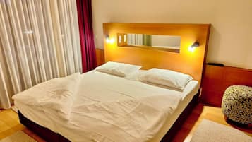 1 habitación, wifi y ropa de cama