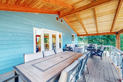 Newly Remodeled Cabin on Spirit Lake, Waterfront - Idaho