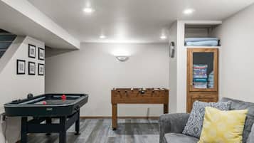 Spielezimmer