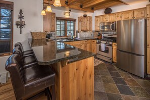 Fridge, microwave, oven, stovetop - Best Ski-in/Ski-out Moonlight Basin 12 Indian Summer, 4BR/4.5BA BOOK NOW! (Big Sky)