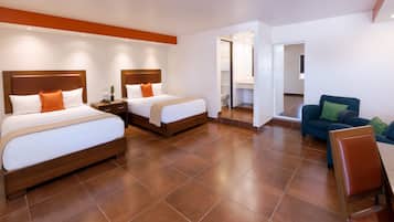 Double Room | Down comforters, desk, laptop workspace, iron/ironing board