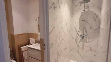 Towels, toilet paper