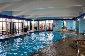 Indendørs pool