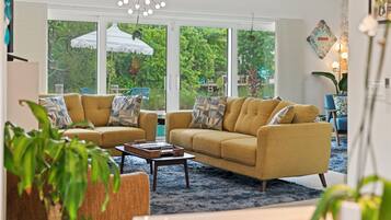 Luxury Villa | Living area | 60-inch Smart TV with cable channels