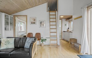 Living area - 3 bedroom gorgeous home in Gudhjem (Gudhjem)