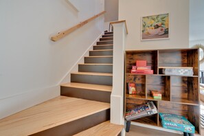 Interior - Downtown Chic Charmer-Prime Location KBK/KPort! (Kennebunk)