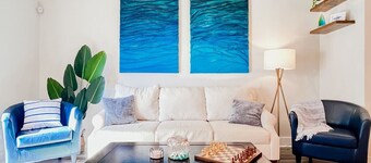 King Bed w/ Great Location, 15 Min to Downtown