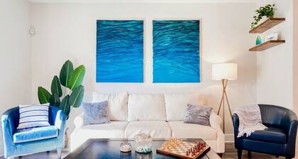 King Bed w/ Great Location, 15 Min to Downtown