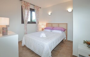 2 bedrooms, travel cot, free WiFi - Lovely apartment in Sarrola Carcopino (Sarrola Carcopino)