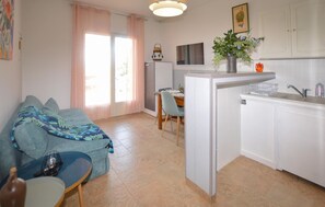 Living area - Lovely apartment in Sarrola Carcopino (Sarrola Carcopino)