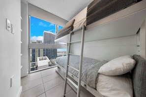 1 bedroom, in-room safe, desk, iron/ironing board