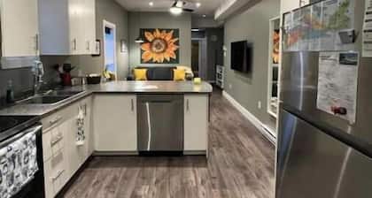 Lovely one bedroom apartment in Halifax