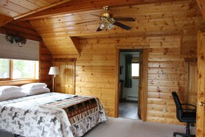 6 soveværelser, skrivebord, strygejern/strygebræt, weekendseng