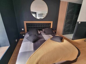 1 chambre, lit de bébé portatif, accès au Wi-Fi (inclus)