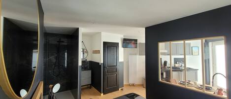 1 soverom, reiseseng for barn, wi-fi (inkludert) og sengetøy