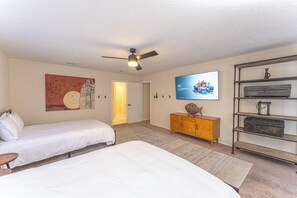 6 bedrooms, WiFi, bed sheets