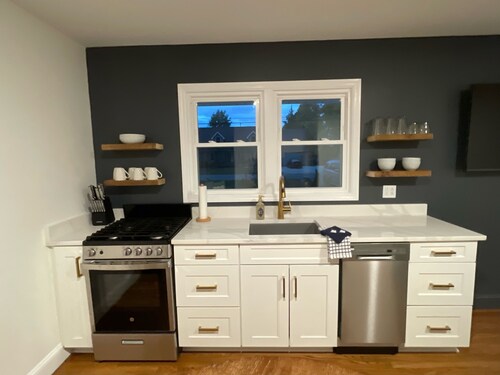 mi casa es TU casa (EAST)