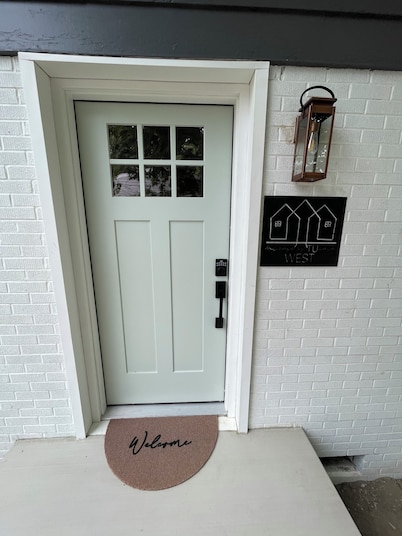 mi casa es TU casa (WEST)