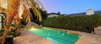 Scottsdale Sun-Kissed Bliss w/ Pool+BBQ+ Home Office