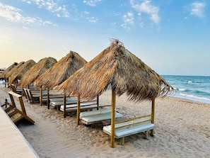 Beach nearby - Marina Gaviota Beach (Daimús)