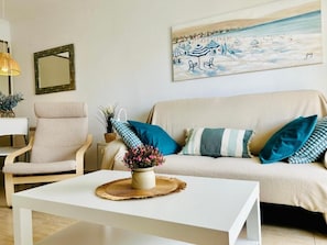 Smart TV - Marina Gaviota Beach (Daimús)