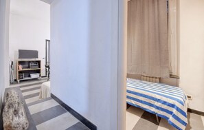 2 habitaciones, tabla de planchar con plancha y wifi gratis 
