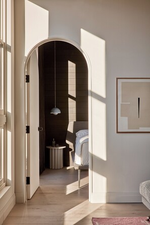 Suite Deluxe, 2 chambres, vue ville, niveau Exécutif | Coin séjour