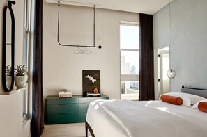 Deluxe Suite, 2 Bedrooms, Kitchen, Tower | Blackout curtains, iron/ironing board, free WiFi - Archway Hotel & Residences (Philadelphia)