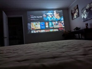 1 bedroom, iron/ironing board, free WiFi, bed sheets - Cozy Woodland Apartment (Marietta)