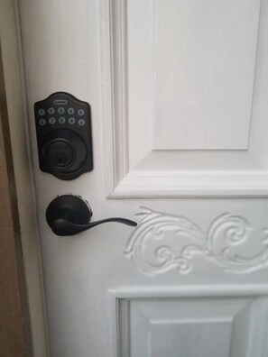 Exterior detail - Cozy Woodland Apartment (Marietta)