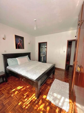 1 bedroom, desk, iron/ironing board, free WiFi - 1 BDR Apt @ The Magnolia Along RiverSide Drive / Westlands. (Nairobi)