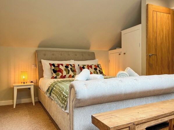 3 chambres, lit parapluie, Wi-Fi gratuit, draps fournis