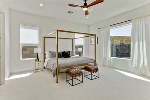 4 bedrooms, travel cot, bed sheets