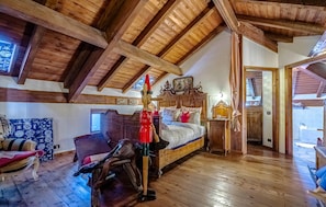 3 bedrooms, iron/ironing board, travel cot, free WiFi