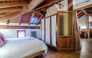 3 slaapkamers, een strijkplank/strijkijzer, gratis wifi