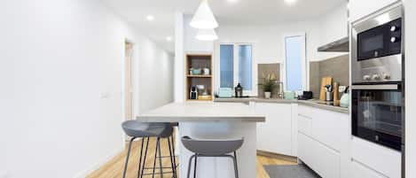 Microwave, oven, stovetop, dishwasher