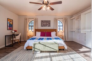 5 bedrooms, desk, iron/ironing board, travel crib