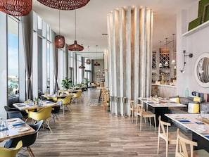 Dining - 1711 Hyde Beach on the Ocean View 2 Bed 2 Bath (Broward County)