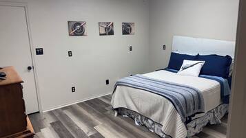 2 bedrooms, WiFi, bed sheets