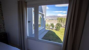 3 habitaciones, wifi gratis y ropa de cama