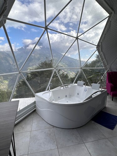 Glamping Dome #1: A Magical Romantic Escape in Baños Ecuador