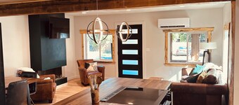 Luxury Living Near Downtown Moscow & U of I Campus